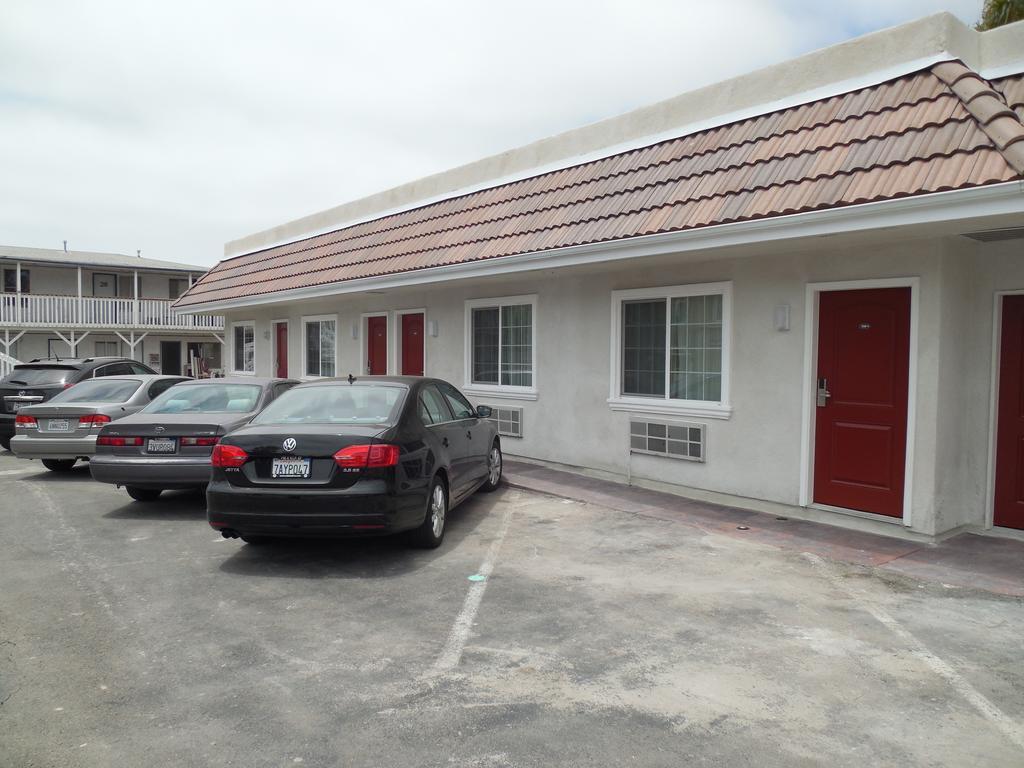 Coast Inn Oceanside Exterior photo