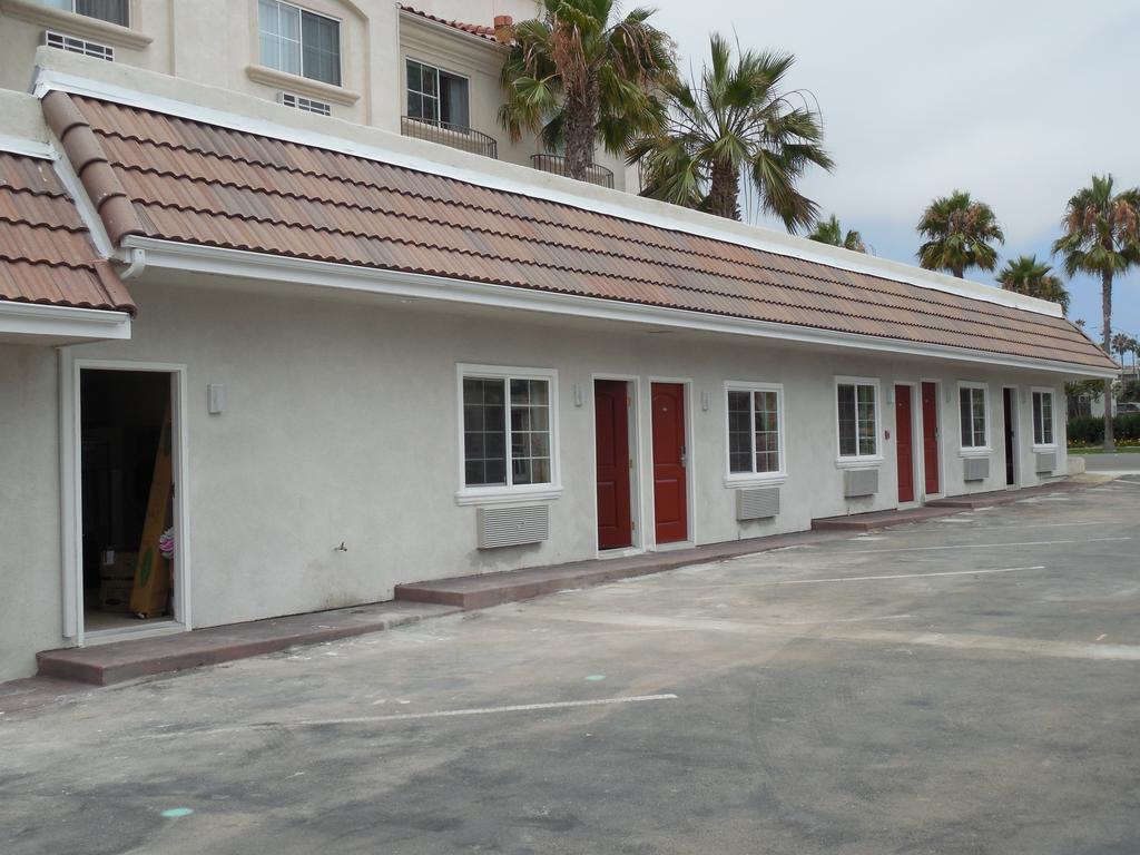 Coast Inn Oceanside Exterior photo