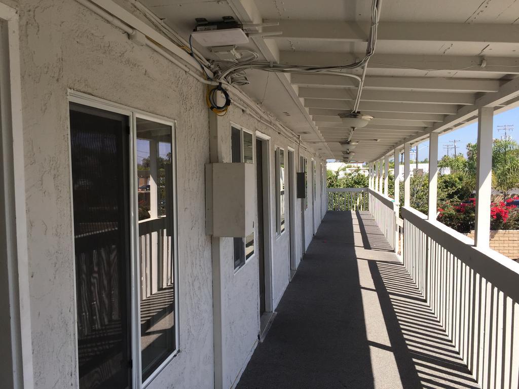 Coast Inn Oceanside Exterior photo