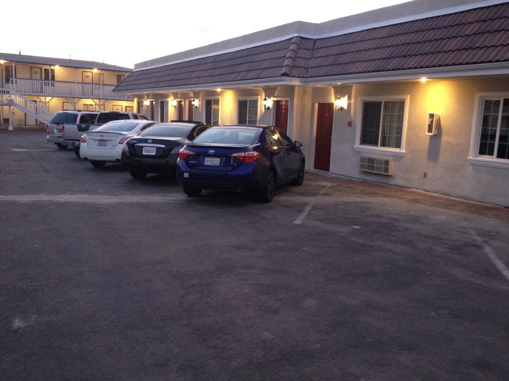 Coast Inn Oceanside Exterior photo